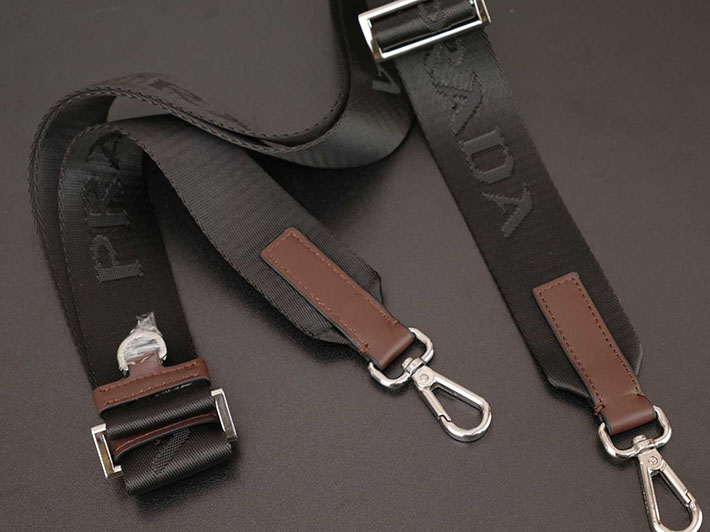 プラダ PRADA スピードロック Re-Nylon レザー スマートフォンケース ネイビー 2ZT079_2HE1_F0008 プラダ スマホショルダー 公式 - 画像 (6)