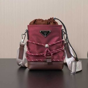 プラダ スマホショルダー アウトレット