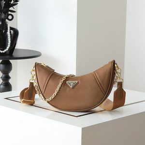 プラダ ナイロン バッグ アウトレット