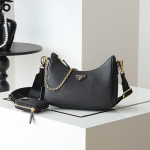 プラダ バッグ 人気 ランキング