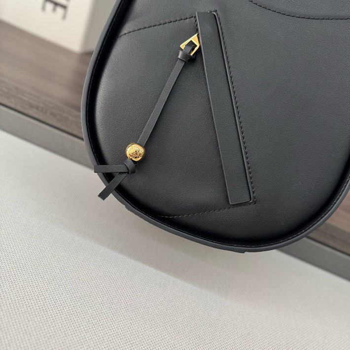 最高級ロエベスーパーコピー LOEWE HAMMOCK SLICE BAG クロスボディバッグ ブラック a538hhsx01 1100 ロエベ バッグ アウトレット - 画像 (6)
