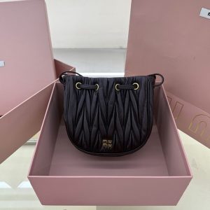 ミュウミュウ バッグ マテラッセ