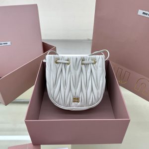 Miumiu マテラッセ ミニバッグ
