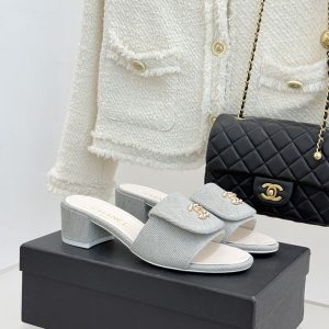 シャネル サンダル 新作