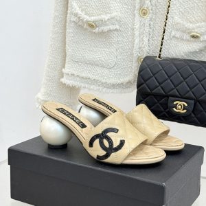 シャネル サンダル 公式