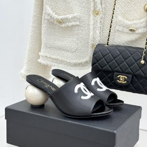 シャネル サンダル アウトレット