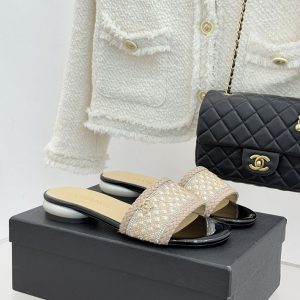 シャネル サンダル 公式