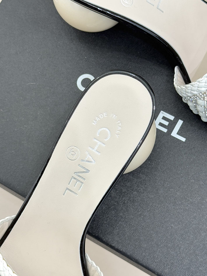 最高級シャネルスーパーコピー CHANEL サンダル 安い 店舗 レディース ミュール 人気通販 ホワイト 2631070 シャネル 靴 アウトレット - 画像 (3)