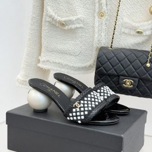 シャネル 靴 安い