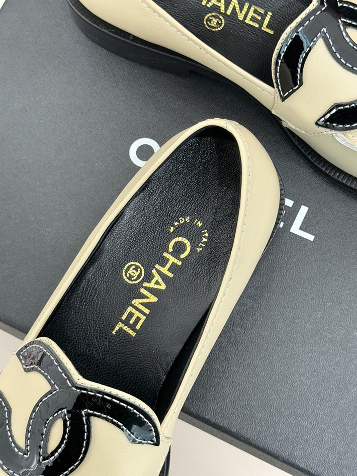 最高級シャネルスーパーコピー CHANEL 2026年 新作 ココマーク ローファー シューズ 靴 ベージュ 2631072 シャネル ローファー 公式 - 画像 (3)