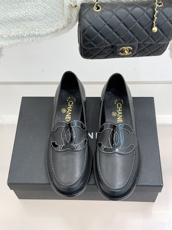 最高級シャネルスーパーコピー CHANEL 2026年 新作 ココマーク ローファー シューズ 靴 ブラック 2631073 シャネル ローファー レディース - 画像 (4)