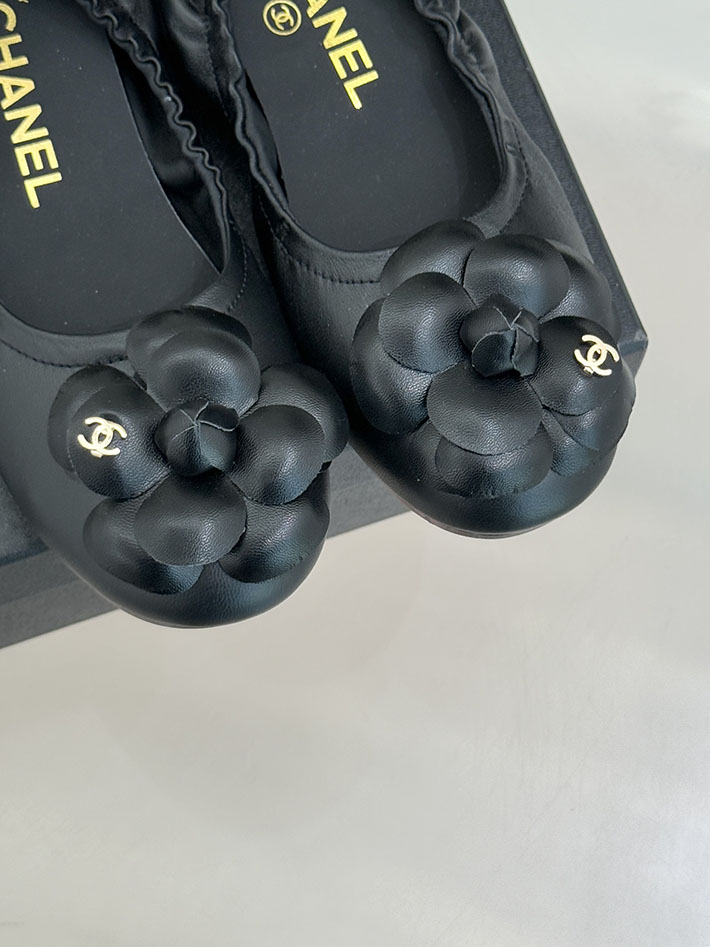 最高級シャネルスーパーコピー CHANEL カメリア パンプス バレエシューズ フラットシューズ ブラック 2631074 シャネル バレリーナ 値段 - 画像 (4)