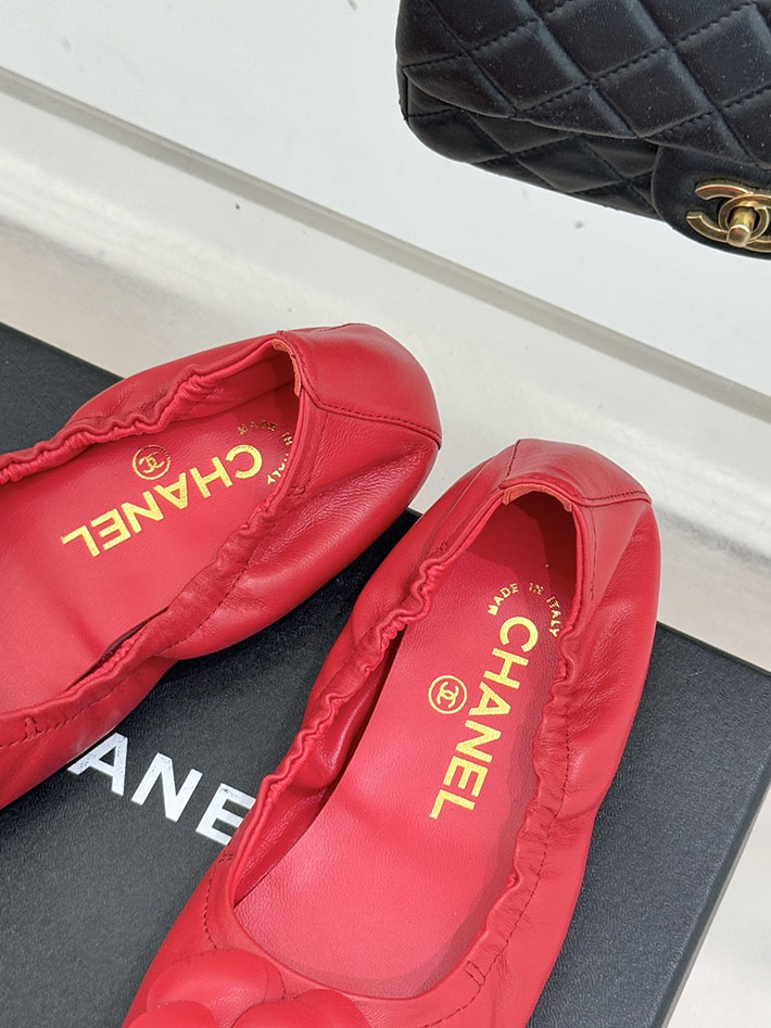 最高級シャネルスーパーコピー CHANEL カメリア パンプス バレエシューズ フラットシューズ レッド 2631076 シャネル バレエシューズ 人気 - 画像 (4)