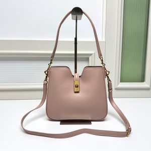 セリーヌ バッグ アウトレット