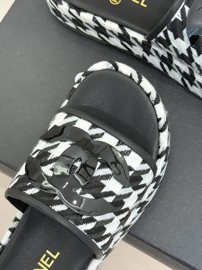 最高級シャネルスーパーコピー CHANEL 厚底 ココマーク サンダル 人気ブランド レディース ブラック 2631078 シャネル サンダル 厚底 - 画像 (5)