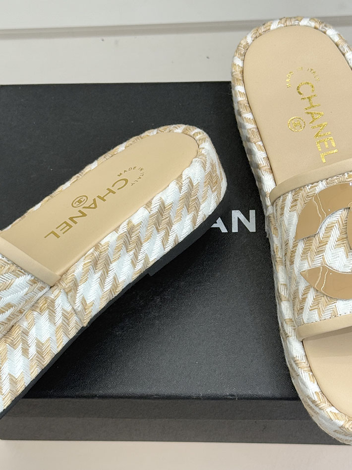 最高級シャネルスーパーコピー CHANEL 厚底 ココマーク サンダル 人気ブランド レディース ベージュ 2631081 シャネル 靴 セール - 画像 (6)