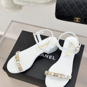 シャネル 靴 安い