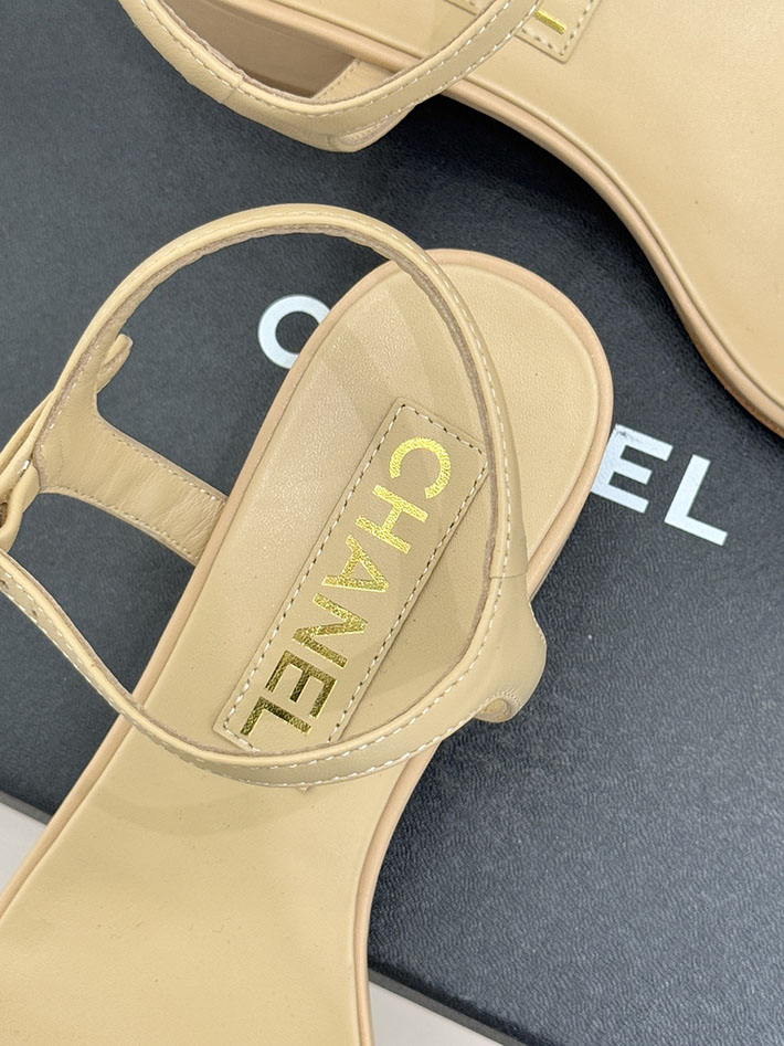 最高級シャネルスーパーコピー CHANEL ラインストーンロゴヒール サンダル 靴 スウェード ベージュ 2631084 シャネル 靴 アウトレット - 画像 (4)