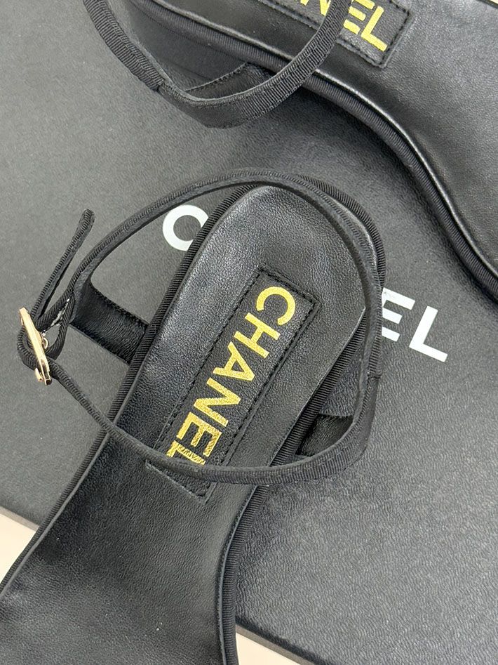 最高級シャネルスーパーコピー CHANEL ラインストーンロゴヒール サンダル 靴 スウェード ブラック 2631085 レディース シャネル 靴 - 画像 (4)