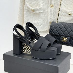 シャネル サンダル 公式