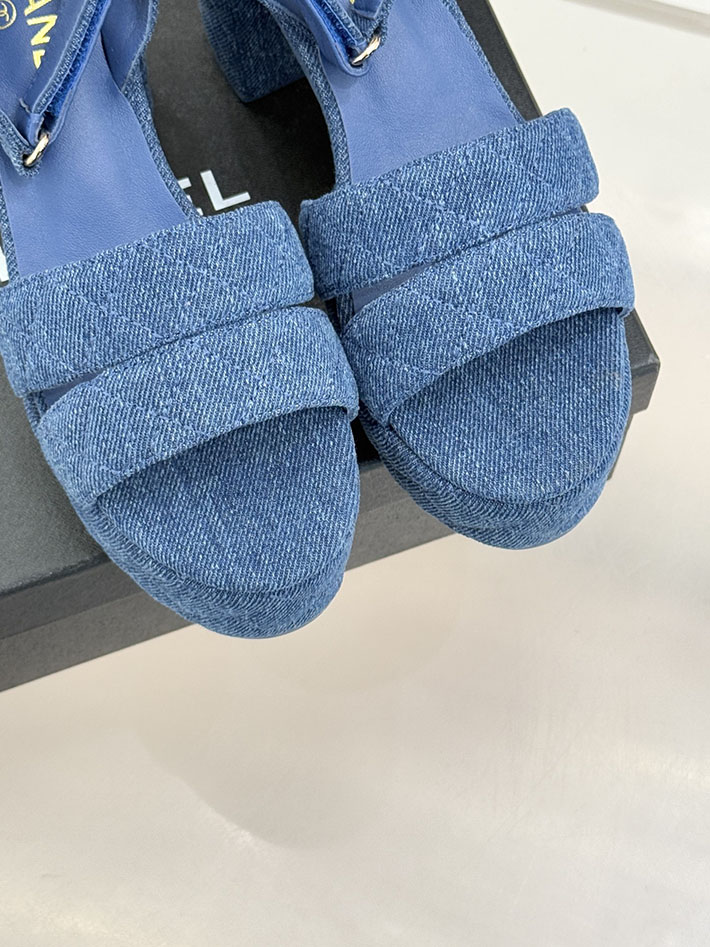 最高級シャネルスーパーコピー CHANEL シースルー スポーツ サンダル 厚底 レディース ブルー 2631088 シャネル サンダル 厚底 - 画像 (4)