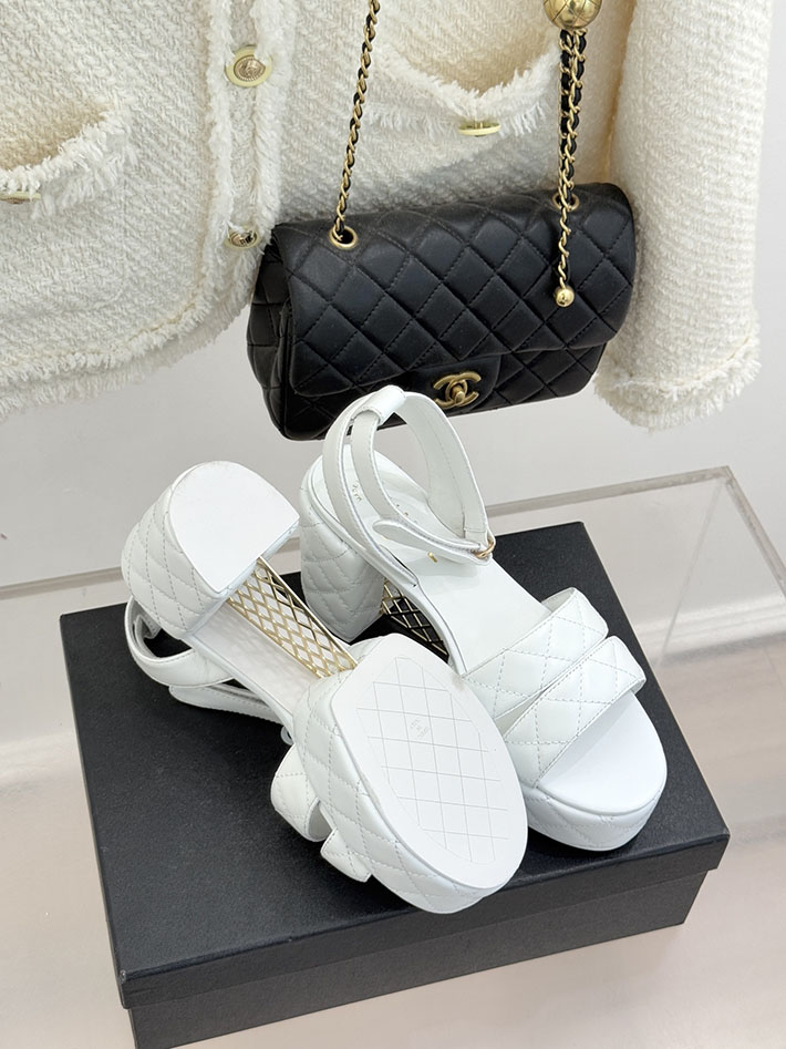 最高級シャネルスーパーコピー CHANEL シースルー スポーツ サンダル 厚底 レディース ホワイト 2631089 シャネル サンダル 新作 - 画像 (2)