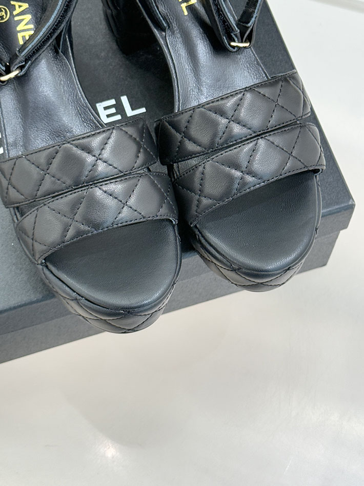 最高級シャネルスーパーコピー CHANEL シースルー スポーツ サンダル 厚底 レディース ブラック 2631090 シャネル サンダル 定価 - 画像 (4)