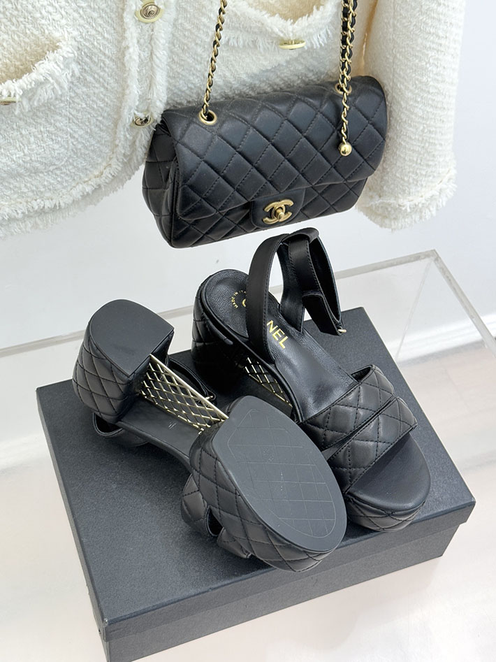 最高級シャネルスーパーコピー CHANEL シースルー スポーツ サンダル 厚底 レディース ブラック 2631090 シャネル サンダル 定価 - 画像 (2)