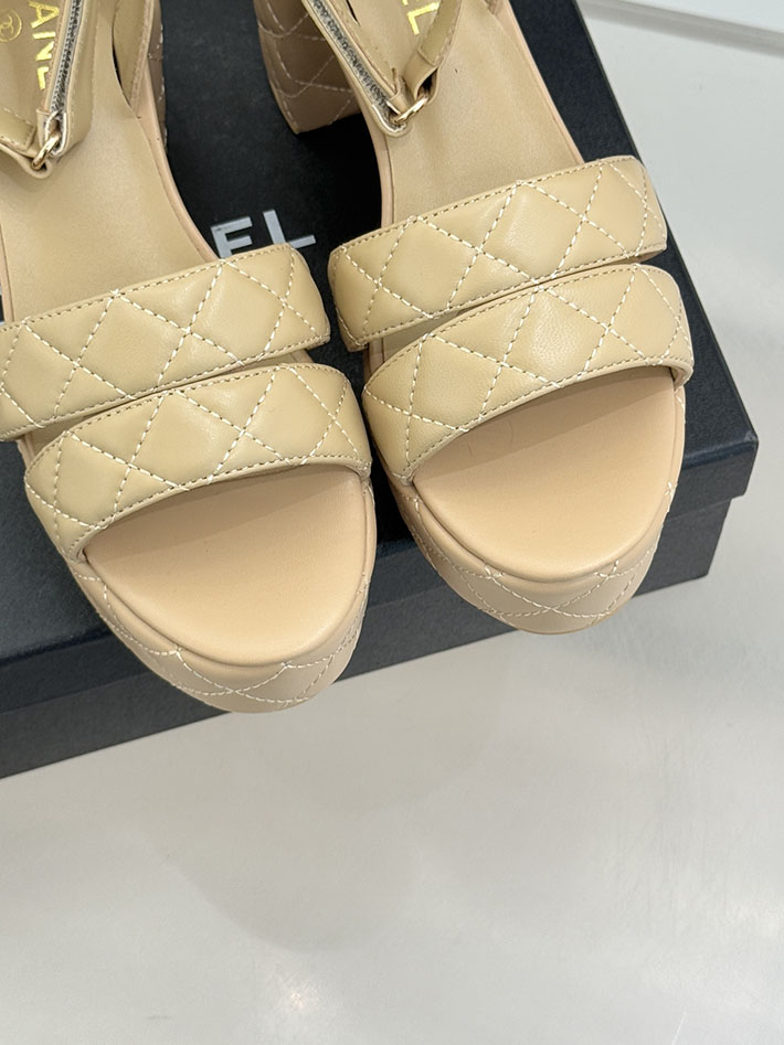 最高級シャネルスーパーコピー CHANEL シースルー スポーツ サンダル 厚底 レディース ベージュ 2631091 レディース シャネル サンダル - 画像 (4)