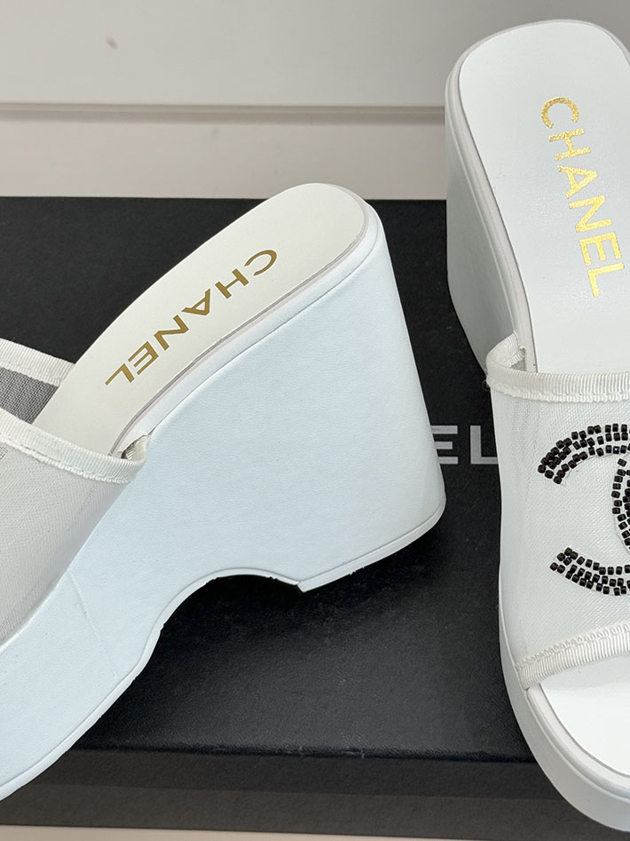 最高級シャネルスーパーコピー CHANEL CCロゴ サンダル 厚底 レディース ココマーク 靴 ホワイト 2631100 シャネル サンダル 厚底 - 画像 (5)