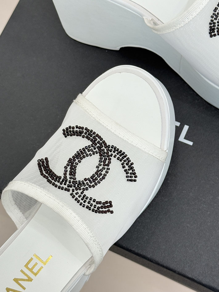 最高級シャネルスーパーコピー CHANEL CCロゴ サンダル 厚底 レディース ココマーク 靴 ホワイト 2631100 シャネル サンダル 厚底 - 画像 (4)
