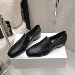 The Row ローファー レディース