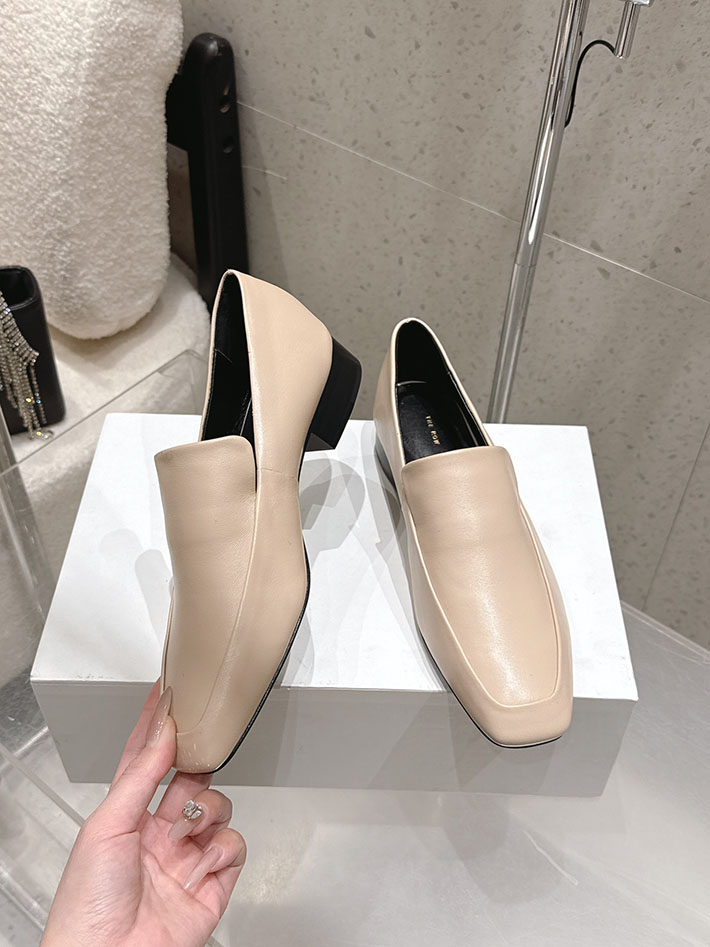 最高級ザロウスーパーコピー THE ROW ローファー バレエフラット シューズ レディース ベージュ 2631103 The Row ローファー 通販 - 画像 (9)