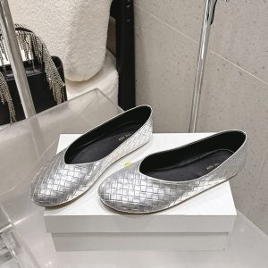 ザロウ パンプス