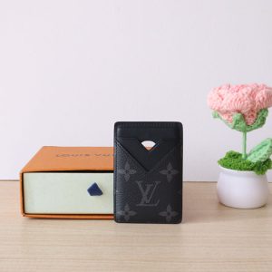 ヴィトン マグネット カードケース