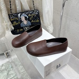 THE ROW アウトレット 店舗