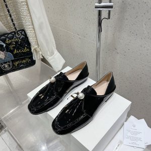 THE ROW アウトレット 店舗