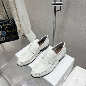 THE ROW アウトレット 店舗