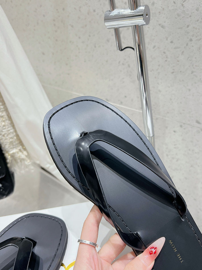 最高級ザロウスーパーコピー THE ROW フラットサンダル ビーチサンダル レディース 靴 シューズ ブラック 2631189 The Row 靴 - 画像 (4)