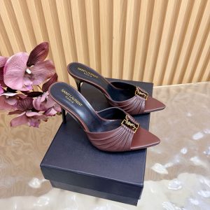 サン ローラン アウトレット 値段