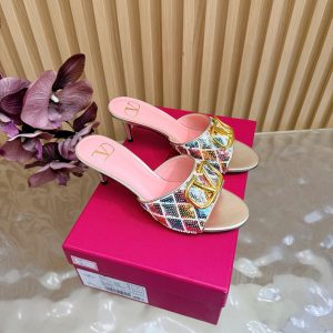 ヴァレンティノ 靴 サンダル