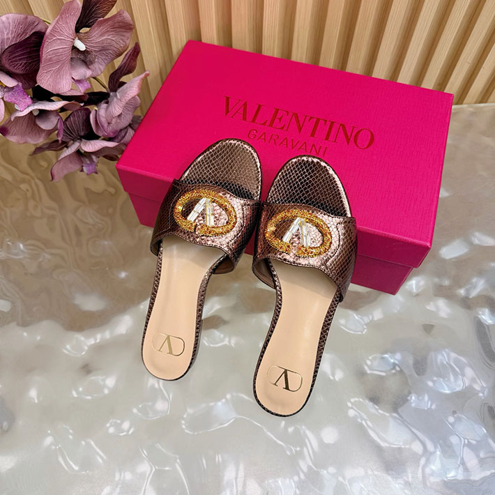 ヴァレンティノ 靴 アウトレット