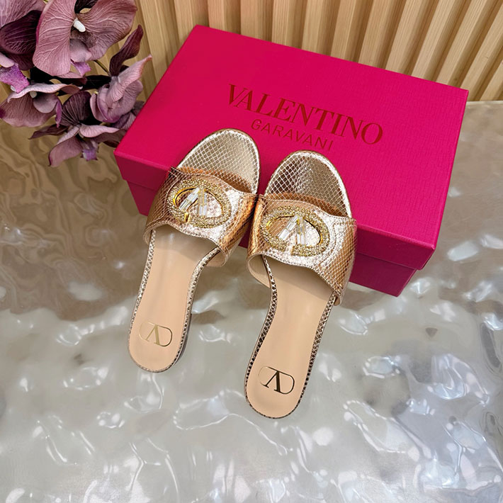 ヴァレンティノ 靴 サンダル