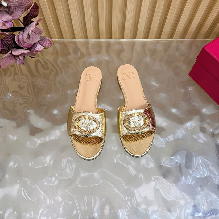 最高級ヴァレンティノスーパーコピー VALENTINO サンダル Vロゴ レディース 2026年春夏 新作 2631236 ヴァレンティノ 靴 サンダル - 画像 (9)
