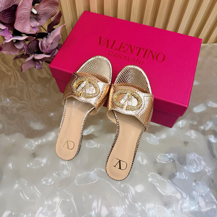 ヴァレンティノ アウトレット 店舗