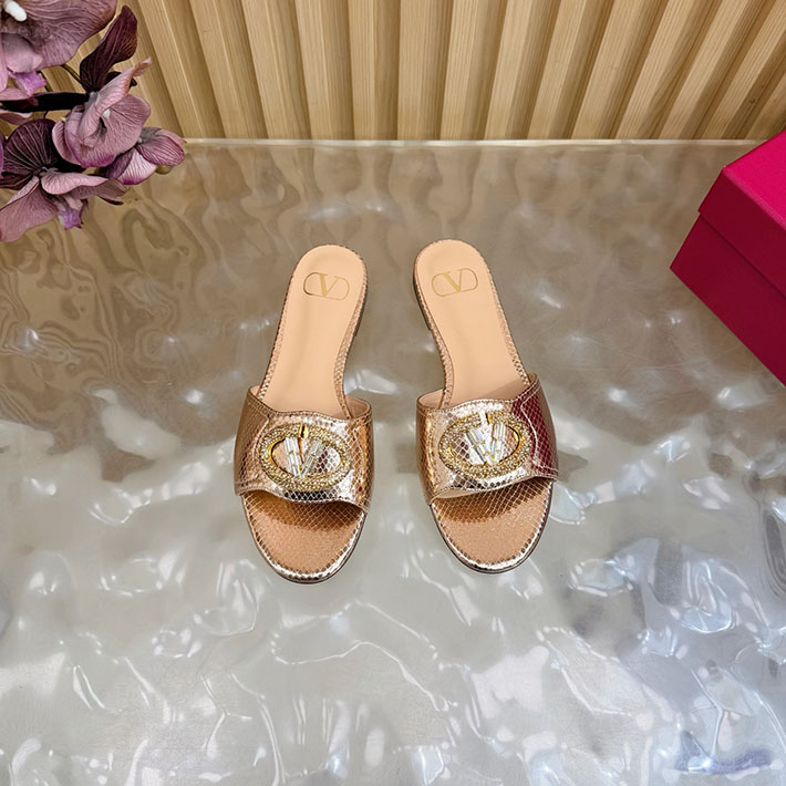 最高級ヴァレンティノスーパーコピー VALENTINO サンダル Vロゴ レディース 2026年春夏 新作 2631238 ヴァレンティノ アウトレット 店舗 - 画像 (9)