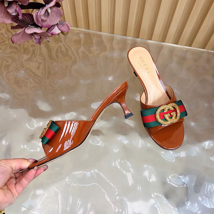 グッチ直営アウトレット店 GUCCI 2026年春夏 新作 サンダル ミュール シェリーライン ブラウン 2631249 グッチサンダル値段 - 画像 (4)