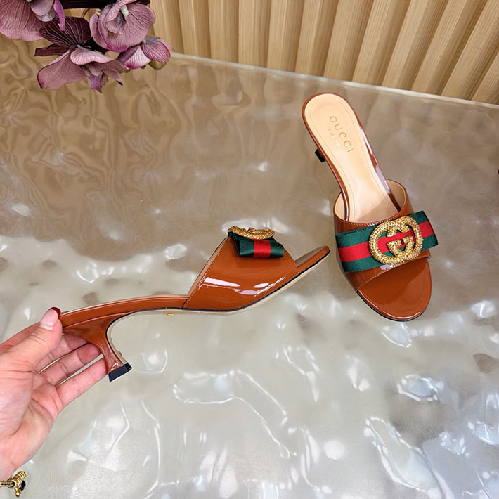 グッチ直営アウトレット店 GUCCI 2026年春夏 新作 サンダル ミュール シェリーライン ブラウン 2631249 グッチサンダル値段 - 画像 (3)