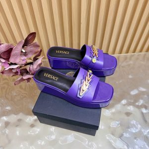 ヴェルサーチェ 靴 安い