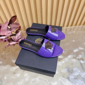 ヴェルサーチ アウトレット 値段